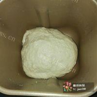 美味的椰蓉面包做法图解1)