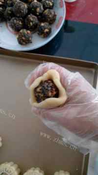 广式木糖醇五仁月饼做法图解5)
