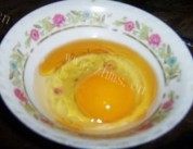 美味的菠菜鱼丸蛋花汤做法图解4)