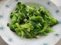 家常菜蒜炒西兰花