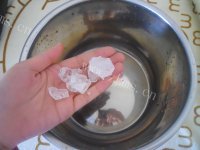 美味的银耳雪梨红枣羹做法图解6)