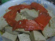 家常菜胡萝卜烧豆腐