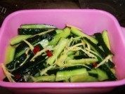 其味无穷的酸辣黄瓜条做法图解8)