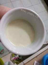 淡奶油草莓慕斯~甜蜜可口做法图解8)