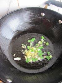 家常菜芦笋炒虾仁做法图解6)