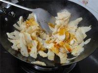 好吃的酸笋牛肉做法图解9)