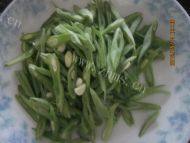 家常芸豆丝炒粉条做法图解1)