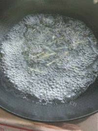 健康的盐水菜心做法图解4)