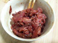 家常的豆角炒肉丝做法图解3)