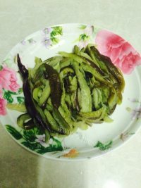 回味无穷的蒜茄子做法图解5)