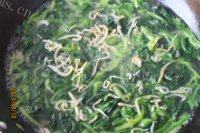 家常银鱼菠菜羹做法图解11)