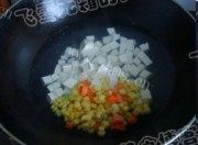 美味的豆腐蛋花汤做法图解3)