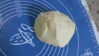 自制美味广式豆沙月饼做法图解1)