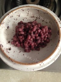 美味红豆玉米饼做法图解3)