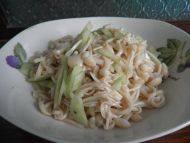 DIY金针菇拌黄瓜