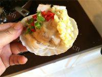 美味的蒜蓉粉丝蒸扇贝做法图解8)