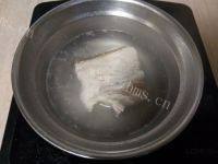 家常菜蒜苗炒五花肉做法图解1)