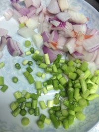 美味什锦烩麻食做法图解3)