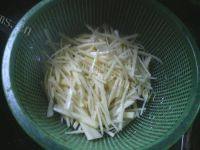 「DIY美食」醋溜土豆丝做法图解3)