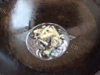 美味的酱爆洋白菜做法图解6)