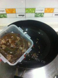 香辣明虾做法图解3)