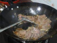 家常菜酸菜牛肉做法图解9)