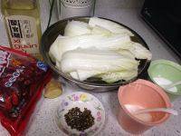 家常菜酸辣白菜做法图解1)
