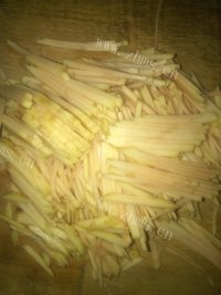 好吃的土豆炒豆芽做法图解1)