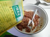 简易的口蘑酿肉做法图解8)