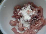 家常菜香菜炒肉丝做法图解4)