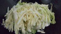 自制白菜炖粉条做法图解4)