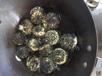DIY炸油果子做法图解6)
