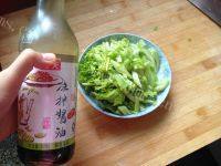 家常菜凉拌西芹做法图解4)