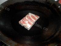 在家做的梅菜扣肉做法图解3)