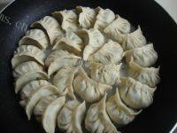 自制荠菜煎饺