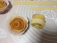 自制苹果玫瑰花做法图解11)