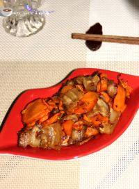 家常菜胡萝卜炒五花肉