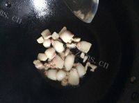 下酒菜豆角炒肉做法图解5)
