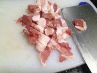 美味的肉片炒土豆做法图解3)