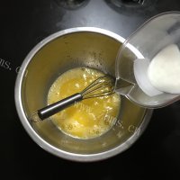 风味洋葱培根咸马芬做法图解6)