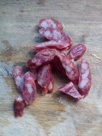 午餐梅干菜香肠饭做法图解2)
