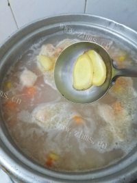美味的鸡肉蔬菜粥做法图解6)