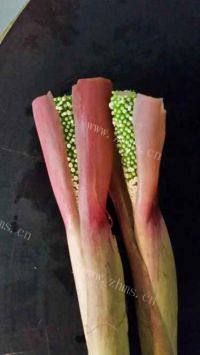 爱美食-茄子芋头花做法图解2)