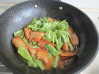 家常扁豆烧肉做法图解10)