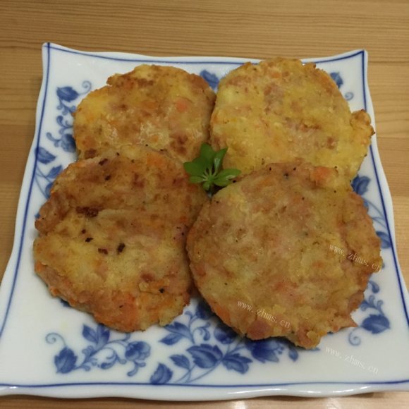 珍馐美味的香煎土豆饼