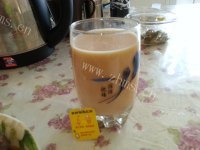 营养丰富的自制奶茶做法图解7)