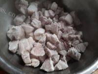 十分诱人的土豆炖肉做法图解4)