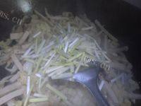 家常菜白菜炒豆干做法图解12)