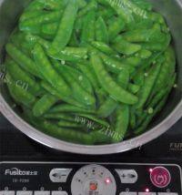 家常菜蚝油荷兰豆做法图解5)