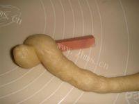 食欲满满的肠仔小面包做法图解16)
